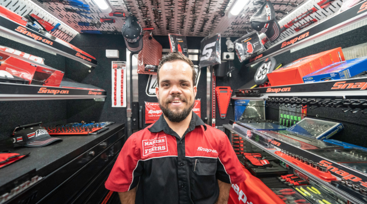 Snap-on mechanic dream Max Hardy